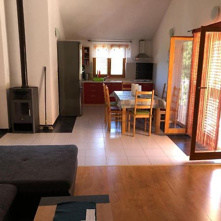 Apartman Sternak Appartement Kraj  Buitenkant foto