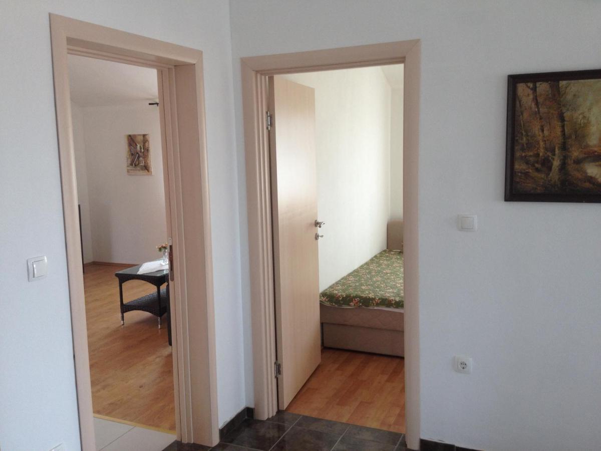 Apartman Sternak Kraj  Buitenkant foto