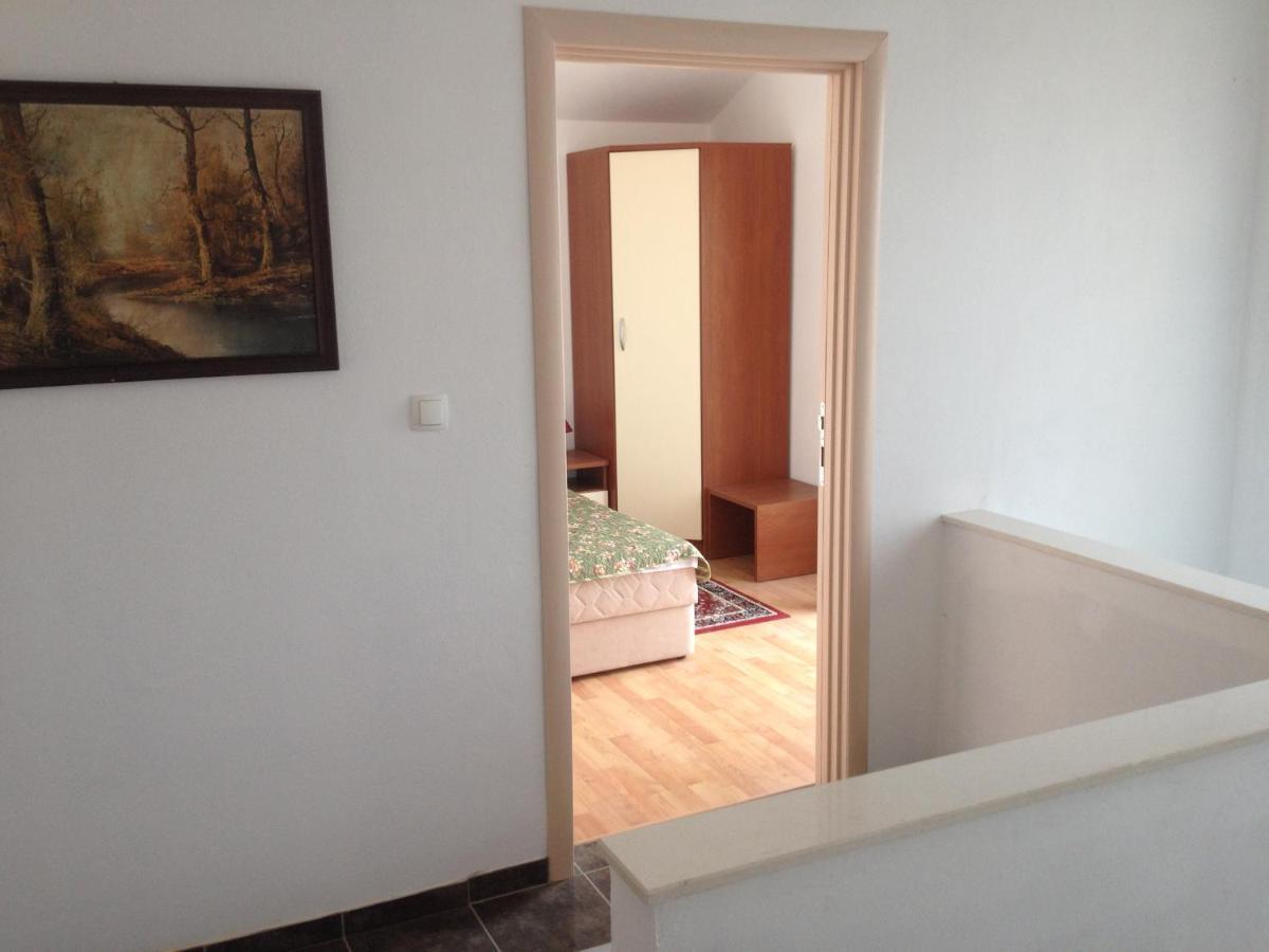 Apartman Sternak Kraj  Buitenkant foto