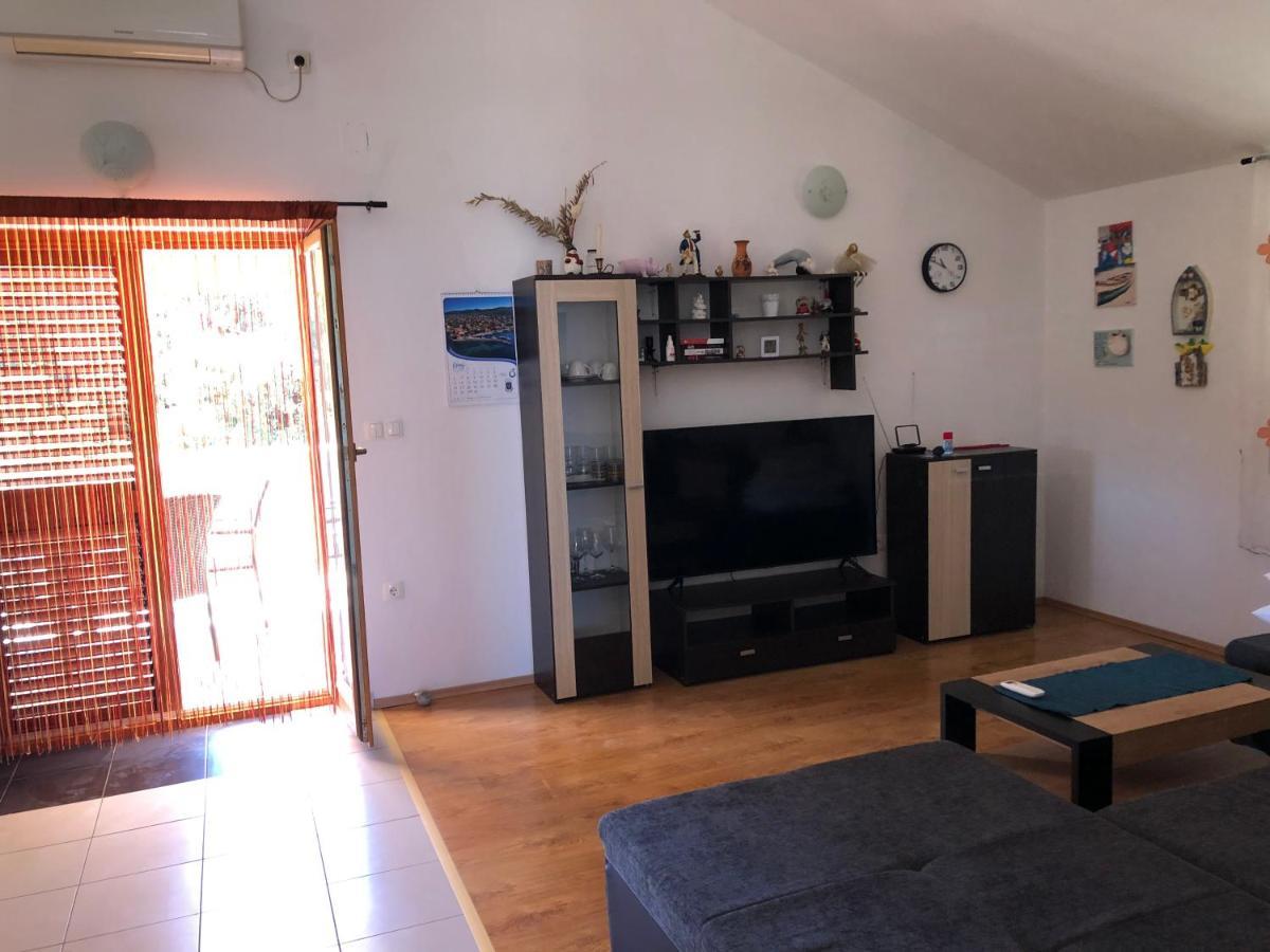 Apartman Sternak Kraj  Buitenkant foto